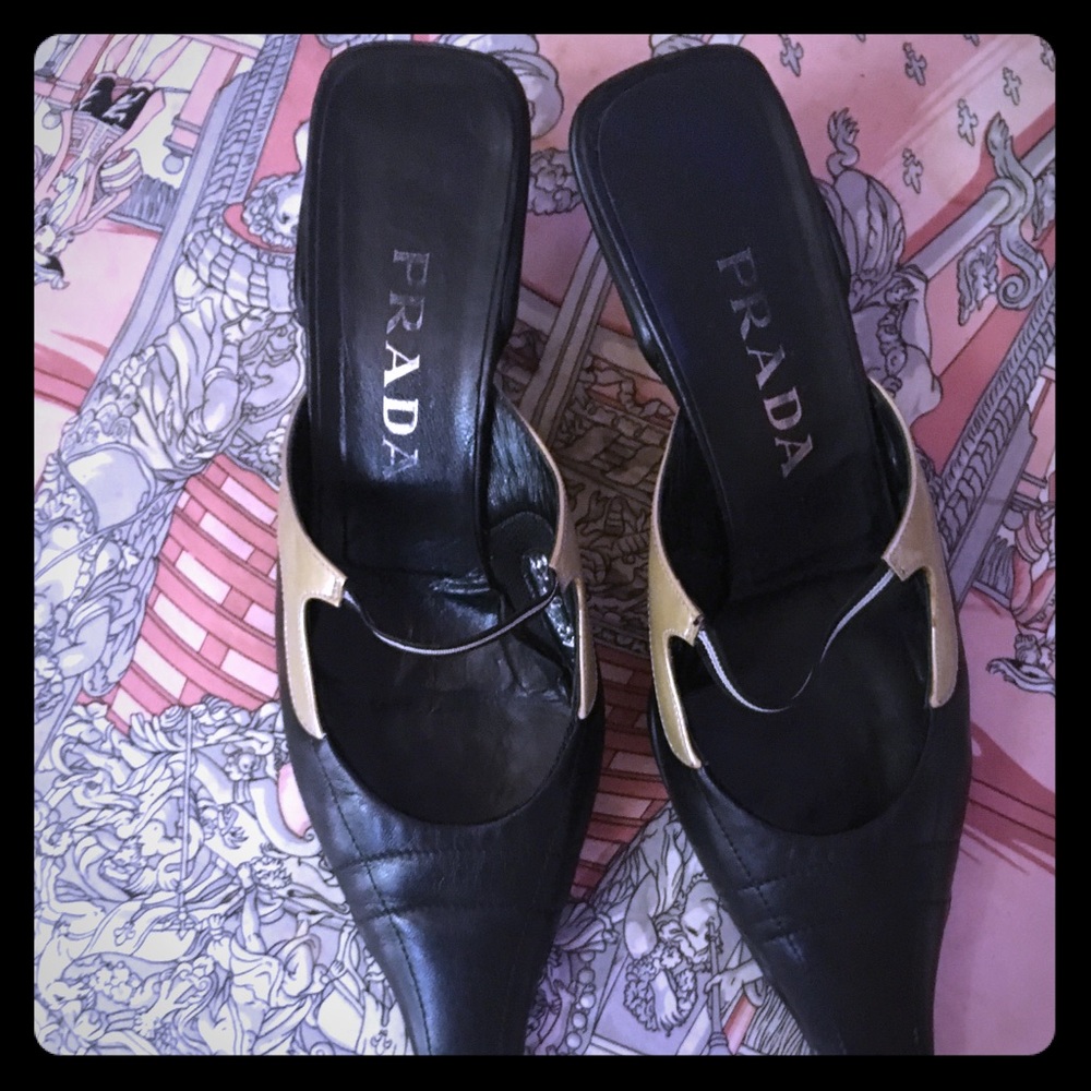 Prada 9.5 beautiful, in great shape